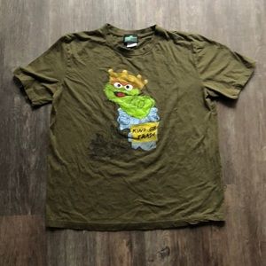 Men’s Sesame Street Oscar the Grouch T-shirt Sz L